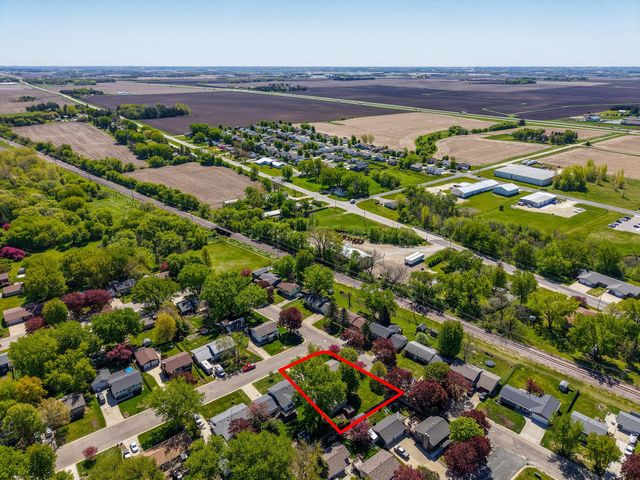 101 7th Avenue NE, Kasson, MN 55944