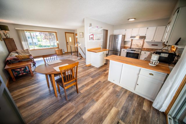 101 7th Avenue NE, Kasson, MN 55944