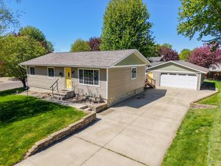 101 7th Avenue NE, Kasson, MN 55944