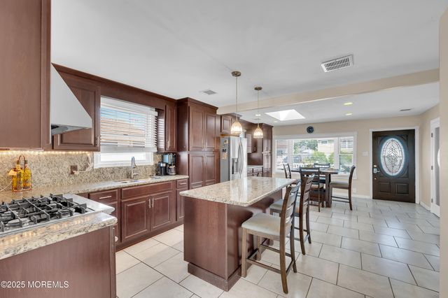 3138 Windsor Avenue, Toms River, NJ 08753