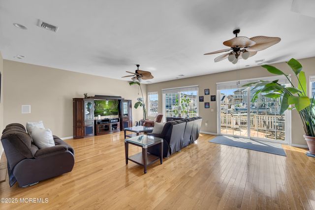 3138 Windsor Avenue, Toms River, NJ 08753