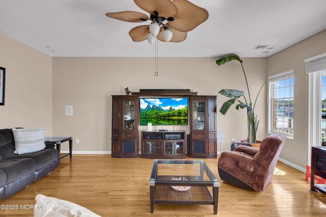 3138 Windsor Avenue, Toms River, NJ 08753