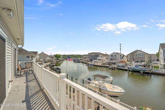 3138 Windsor Avenue, Toms River, NJ 08753