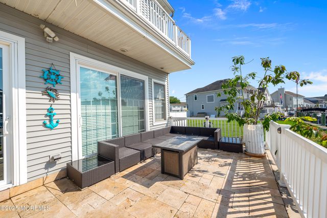 3138 Windsor Avenue, Toms River, NJ 08753