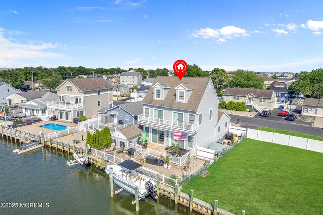 3138 Windsor Avenue, Toms River, NJ 08753