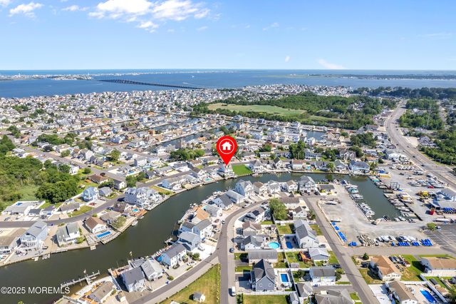 3138 Windsor Avenue, Toms River, NJ 08753