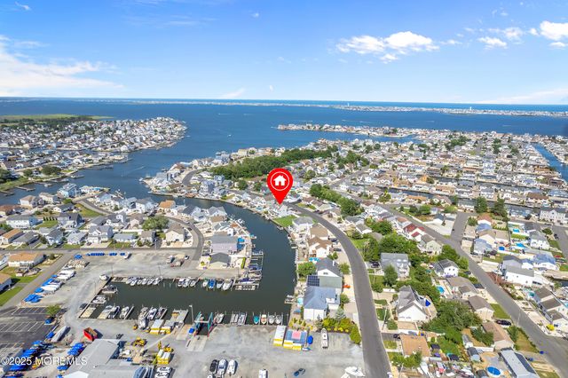 3138 Windsor Avenue, Toms River, NJ 08753