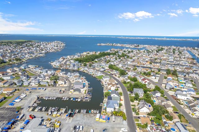 3138 Windsor Avenue, Toms River, NJ 08753