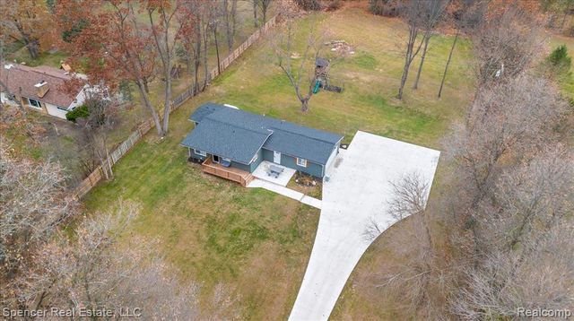 7669 S Eston Road, Clarkston, MI 48348