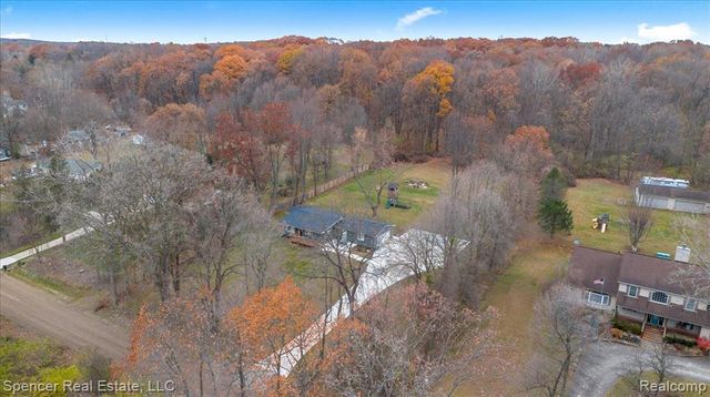 7669 S Eston Road, Clarkston, MI 48348