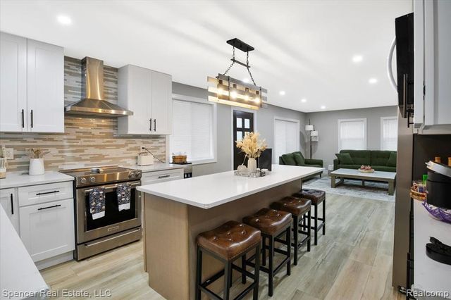 7669 S Eston Road, Clarkston, MI 48348