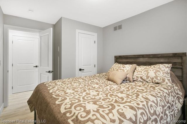 7669 S Eston Road, Clarkston, MI 48348