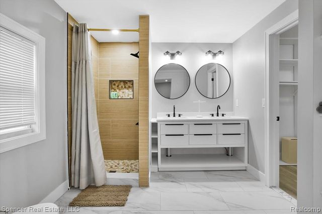 7669 S Eston Road, Clarkston, MI 48348