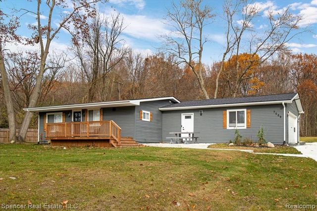 7669 S Eston Road, Clarkston, MI 48348