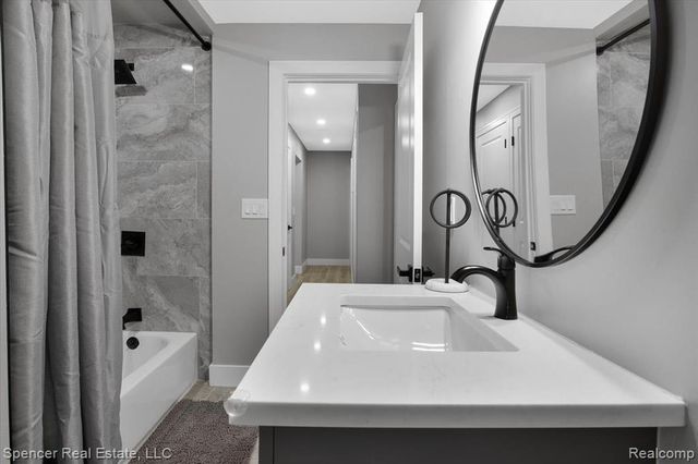 7669 S Eston Road, Clarkston, MI 48348