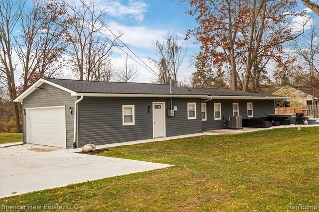 7669 S Eston Road, Clarkston, MI 48348