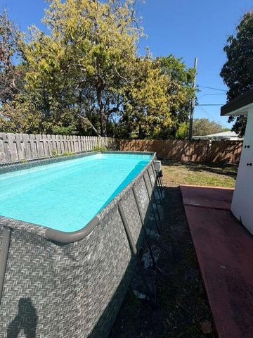 325 NW 135th Street, North Miami, FL 33168