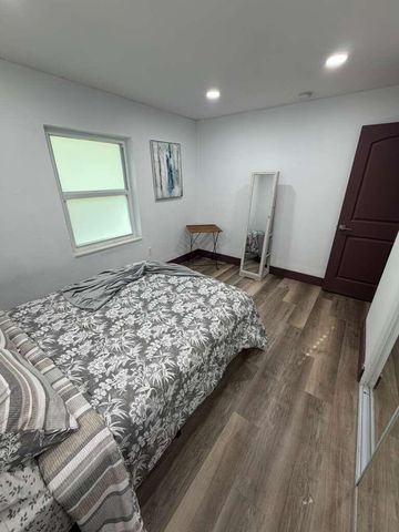 325 NW 135th Street, North Miami, FL 33168