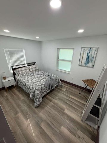 325 NW 135th Street, North Miami, FL 33168