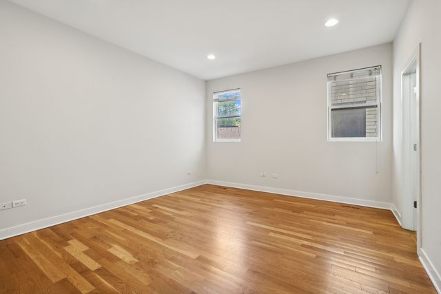 1956 W Ohio Street 1W, Chicago, IL 60622