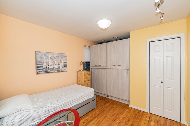 3254 N NAGLE Avenue, Chicago, IL 60634