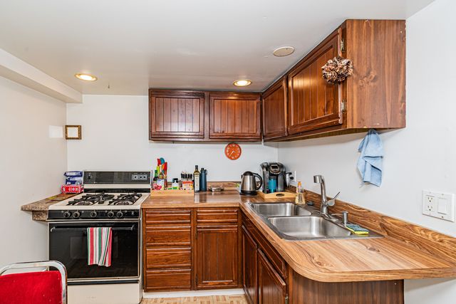 3254 N NAGLE Avenue, Chicago, IL 60634