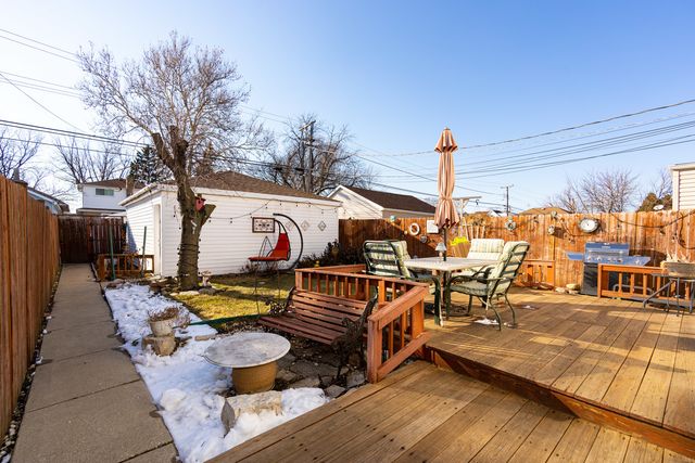3254 N NAGLE Avenue, Chicago, IL 60634