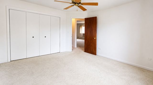1243 Washington Street E C304, Des Plaines, IL 60016