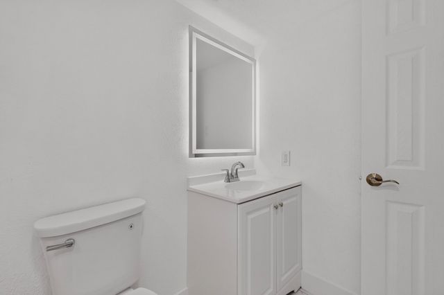 1813 Legend, Garland, TX 75040