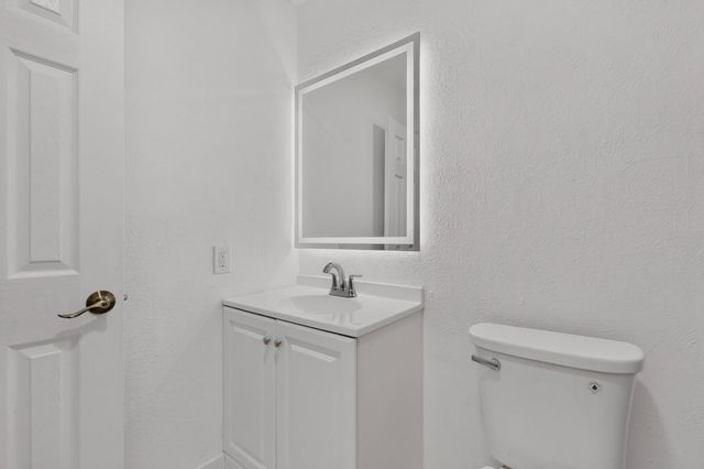 1813 Legend, Garland, TX 75040