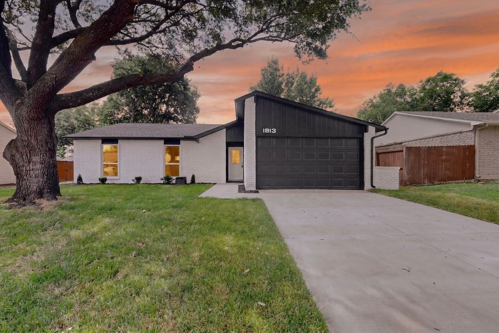 1813 Legend, Garland, TX 75040