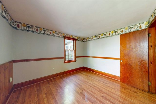 43 Cowesett Road, Warwick, RI 02886