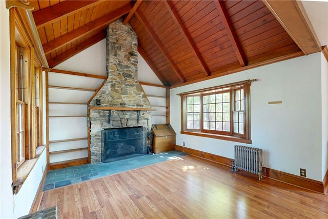 43 Cowesett Road, Warwick, RI 02886
