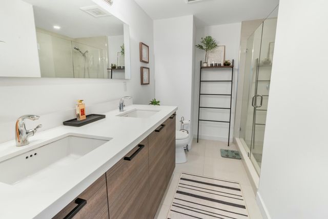 51 SE 19th Avenue 301, Deerfield Beach, FL 33441