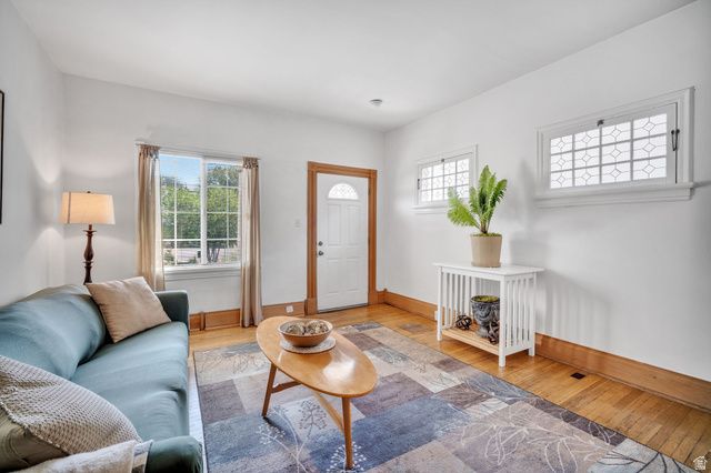 614 S 900 E, Salt Lake City, UT 84102