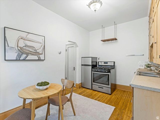 614 S 900 E, Salt Lake City, UT 84102