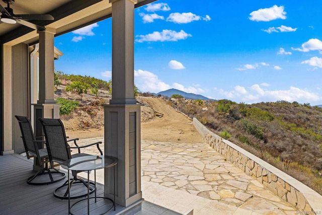 13710 Calle Del Sol, Jamul, CA 91935