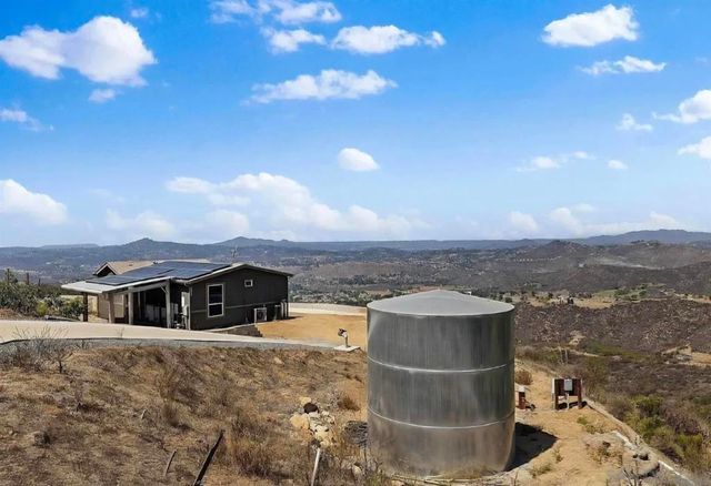 13710 Calle Del Sol, Jamul, CA 91935