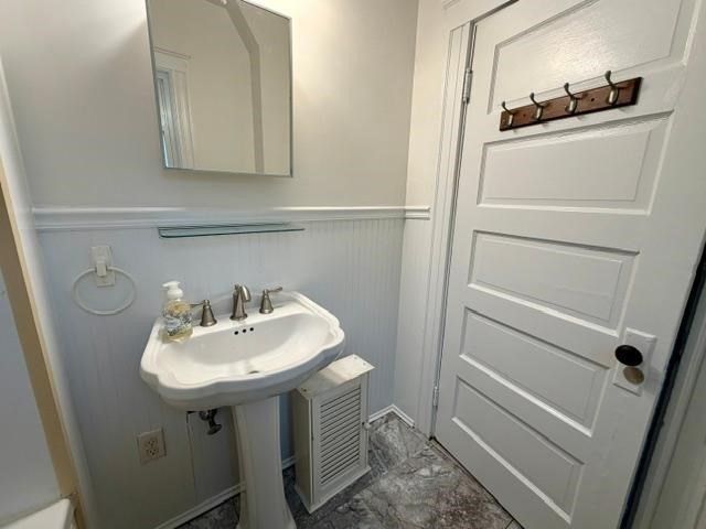 62 West Water Street 1, Rockland, MA 02370
