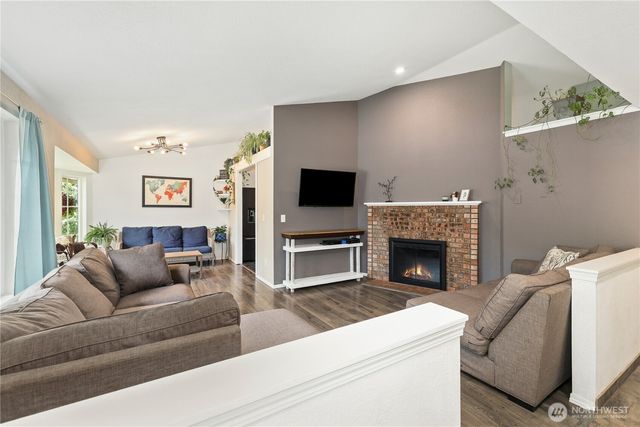 3007 23rd Avenue Ct SE, Puyallup, WA 98374