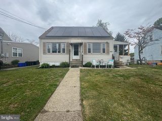 615 W LINCOLN AVE, Magnolia, NJ 08049