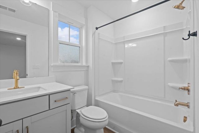 524 Winstone Trail, Woodruff, SC 29388