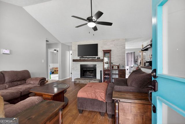 28 Stone Edge Drive, Hiram, GA 30141