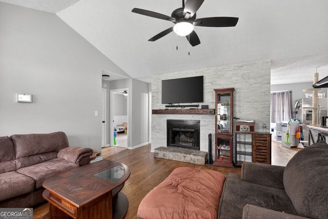 28 Stone Edge Drive, Hiram, GA 30141