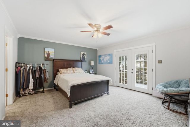 207 LAUREL DR, Cross Junction, VA 22625