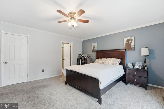 207 LAUREL DR, Cross Junction, VA 22625