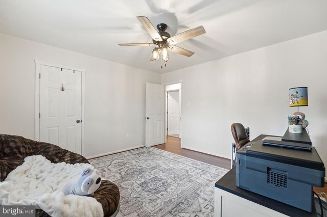 207 LAUREL DR, Cross Junction, VA 22625