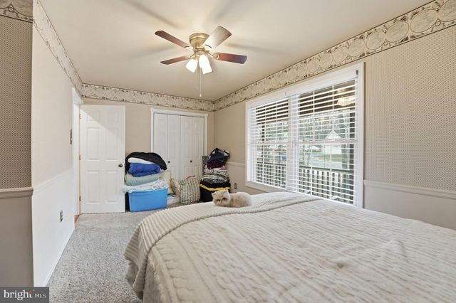 207 LAUREL DR, Cross Junction, VA 22625