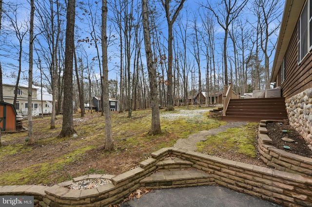 207 LAUREL DR, Cross Junction, VA 22625