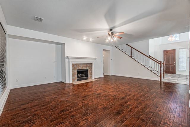 6801 Amesbury Lane, Rowlett, TX 75089